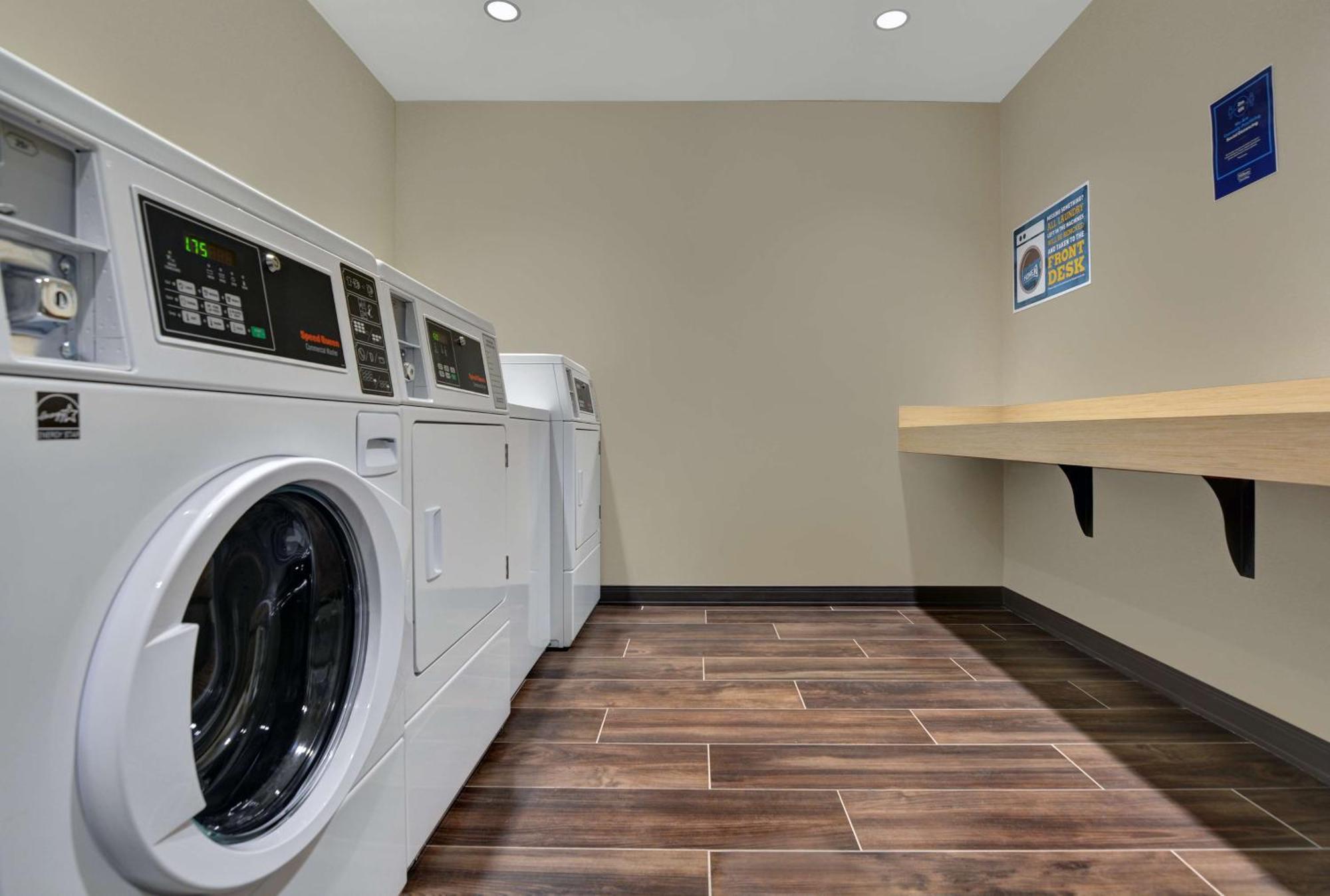 Home2 Suites By Hilton Largo, Fl Екстер'єр фото